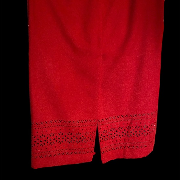 Vintage Urban Works Red A-Line Lined Eyelet Slit Zip Long Skirt 12 Polyester - Picture 4 of 5